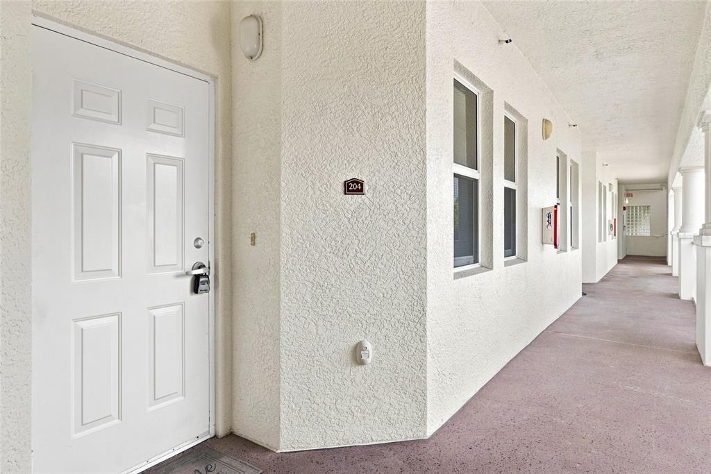 17735 GULF BOULEVARD UNIT 204, REDINGTON SHORES, FL — photo 5 of 60