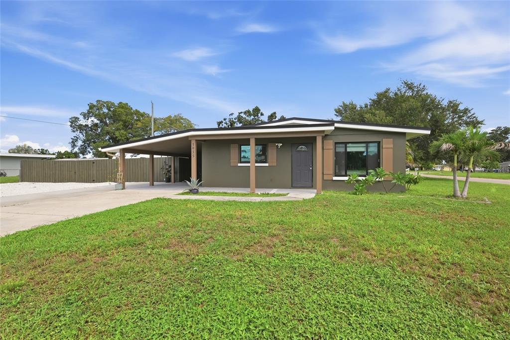 5055 LAHAINA DRIVE, SARASOTA, FL — photo 2 of 30