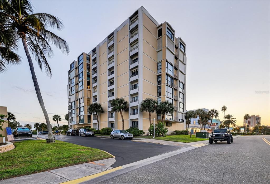 800 S GULFVIEW BOULEVARD UNIT 806