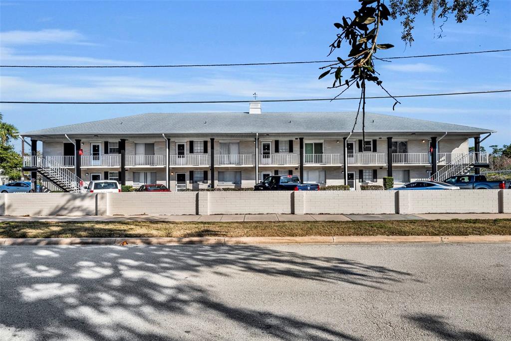 1250 S DENNING DRIVE UNIT 104
