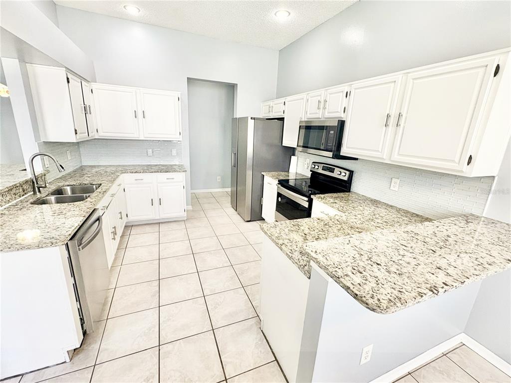 14793 LONE EAGLE DRIVE, ORLANDO, FL — photo 4 of 26