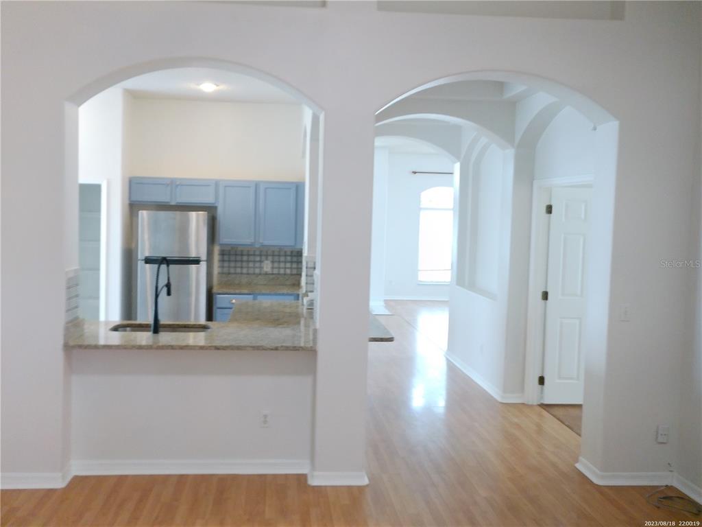 3752 BECONTREE PLACE, OVIEDO, FL — photo 2 of 10