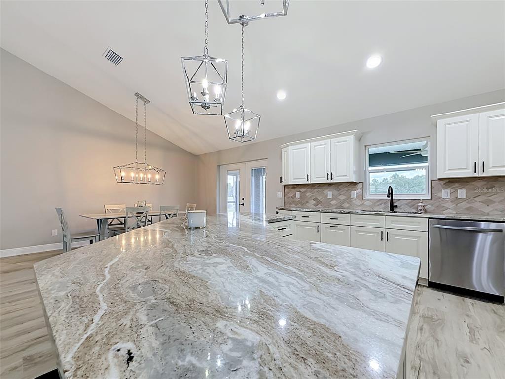 6425 SW 180TH CIRCLE, DUNNELLON, FL — photo 5 of 30