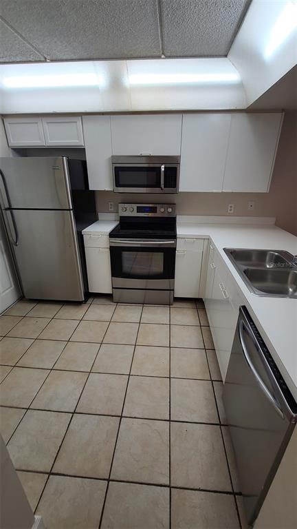 5644 BLUE SHADOWS COURT UNIT 65-2, ORLANDO, FL — photo 4 of 12
