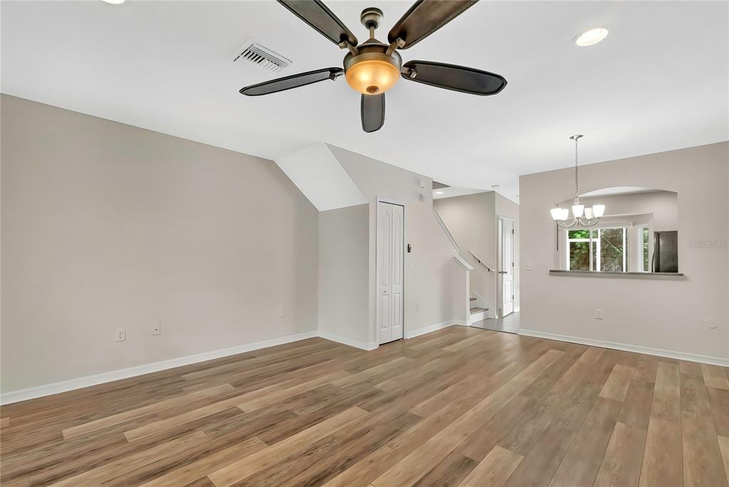 15842 STABLE RUN DRIVE, SPRING HILL, FL — photo 5 of 31