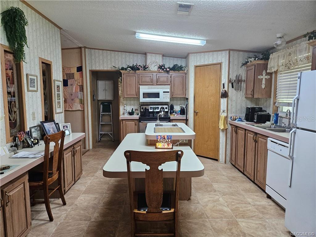 4360 N WEEWAHI POINT, CRYSTAL RIVER, FL — photo 2 of 30