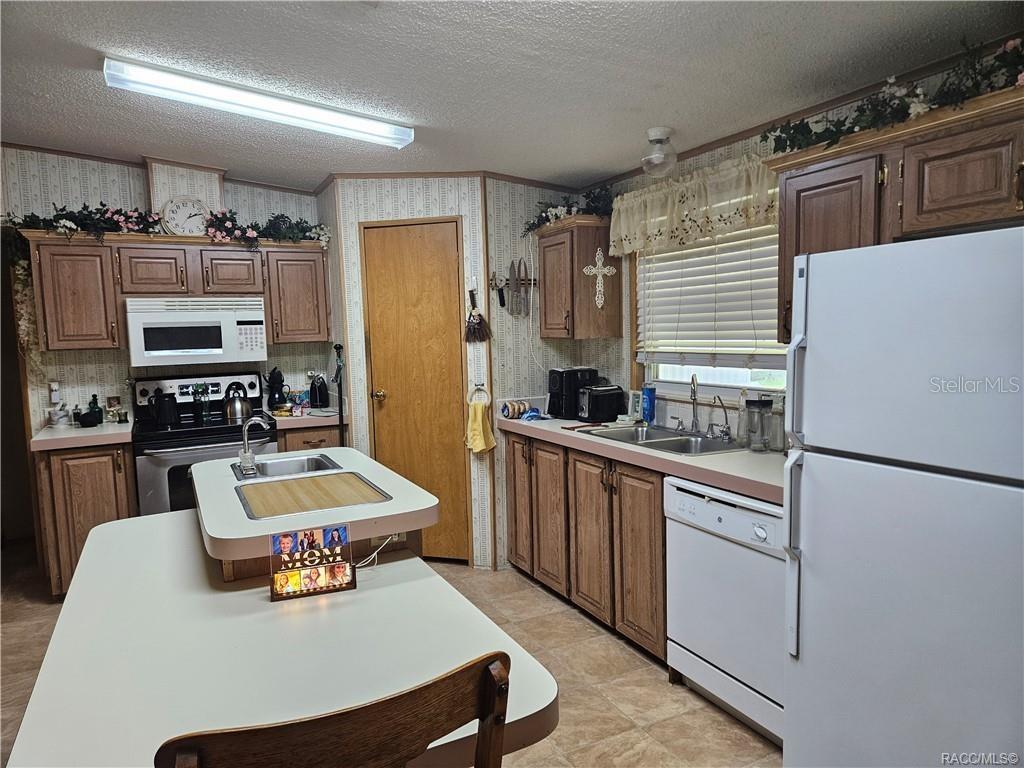 4360 N WEEWAHI POINT, CRYSTAL RIVER, FL — photo 4 of 30