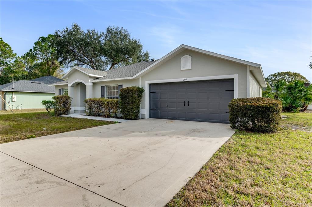 209 PARKVIEW DRIVE, PALM COAST, FL — photo 2 of 28