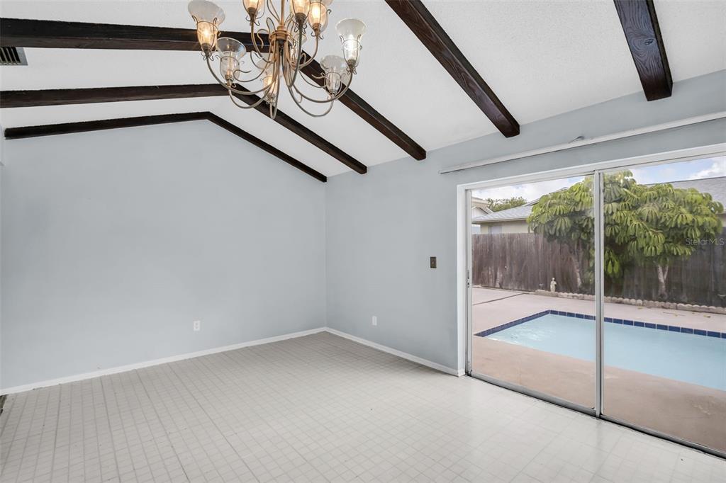 2374 COVINGTON DRIVE, CLEARWATER, FL — photo 2 of 30