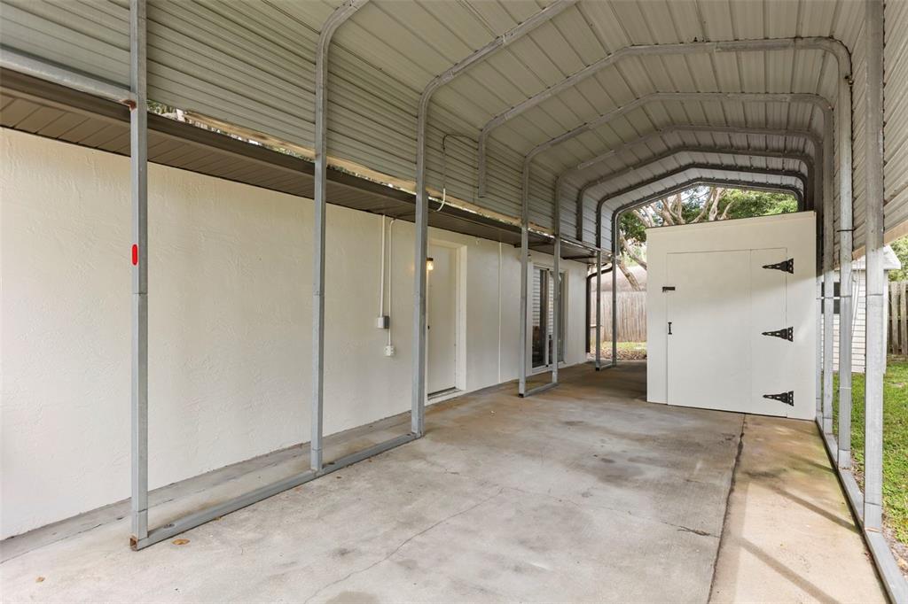 121 OAK RIDGE AVENUE, EDGEWATER, FL — photo 5 of 30