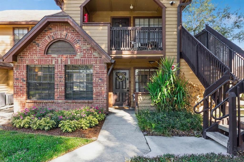 366 WATERSIDE DRIVE UNIT 104