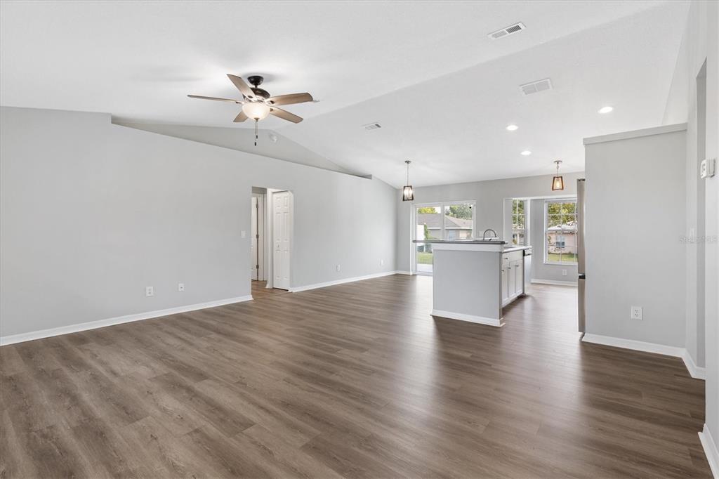 15715 SE 89TH COURT, SUMMERFIELD, FL — photo 4 of 30