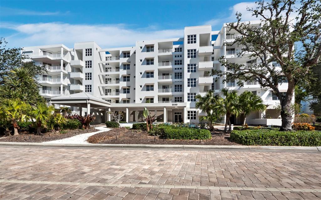 2550 HARBOURSIDE DRIVE UNIT 322