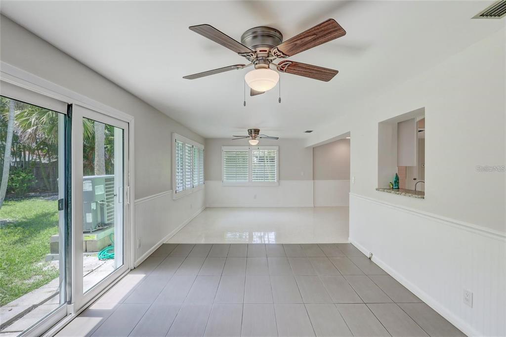 929 BRUCE AVENUE, CLEARWATER, FL — photo 5 of 6