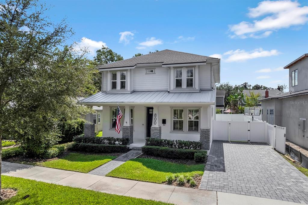 800 W HARVARD STREET