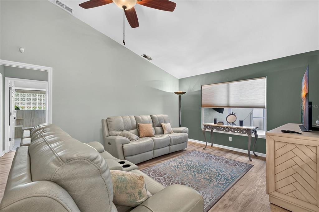 13690 WILLOW BRIDGE DRIVE, NORTH FORT MYERS, FL — photo 5 of 30
