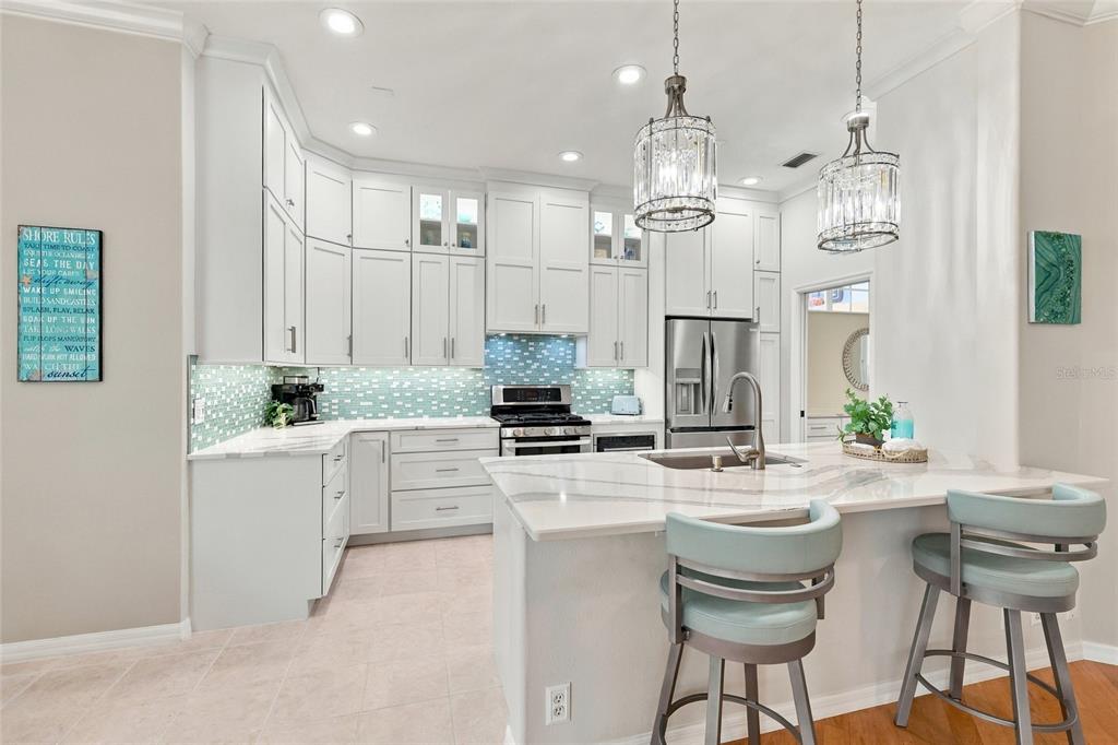 4727 PINNACLE DRIVE, BRADENTON, FL — photo 5 of 30