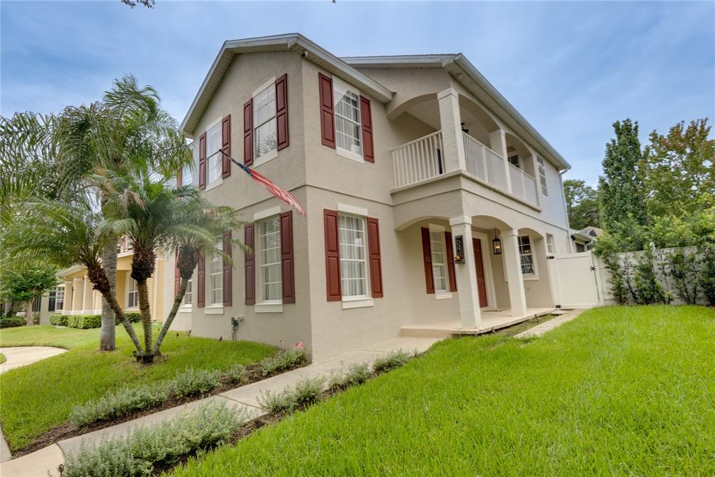 644 AUTUMN OAKS LOOP