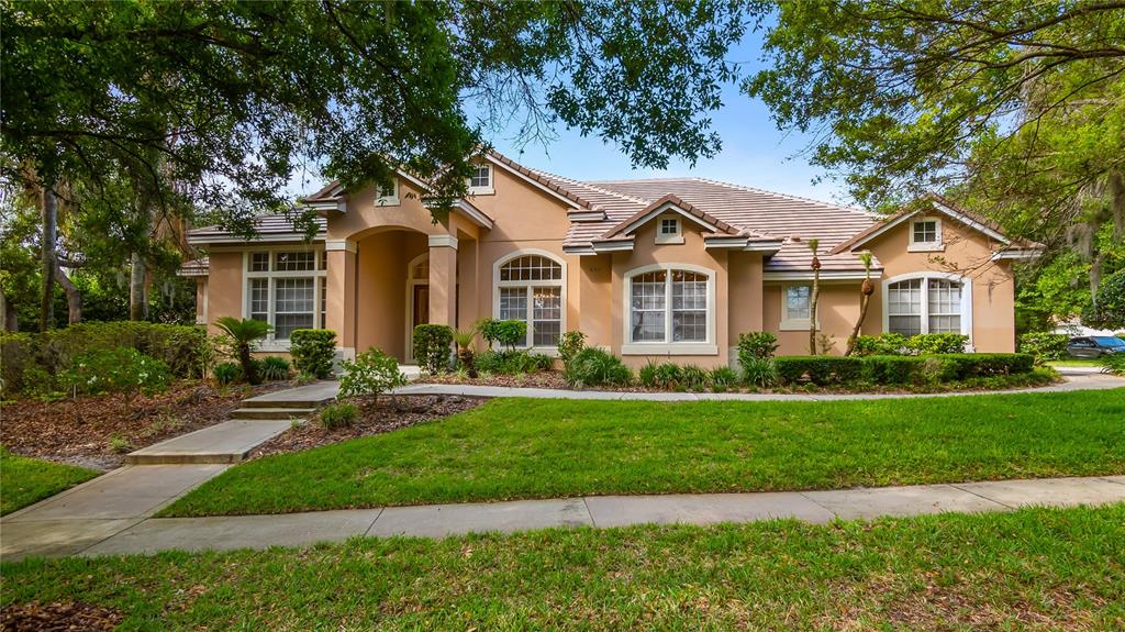 693 STONEFIELD LOOP