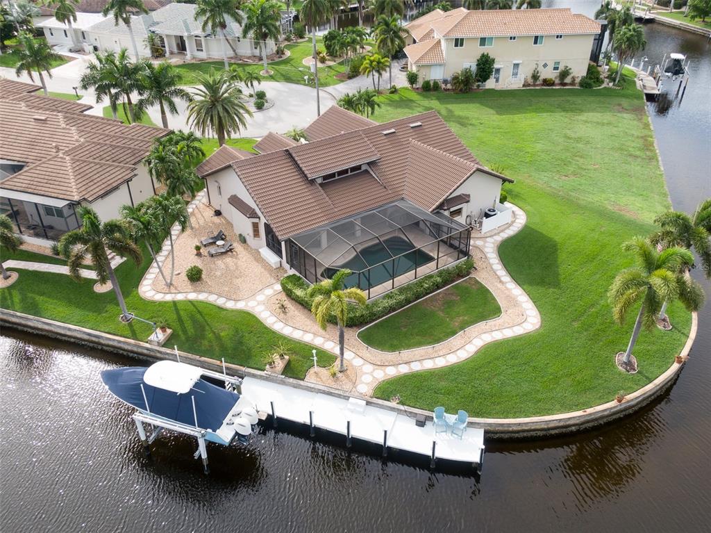 605 CANDIA COURT, PUNTA GORDA, FL — photo 4 of 30