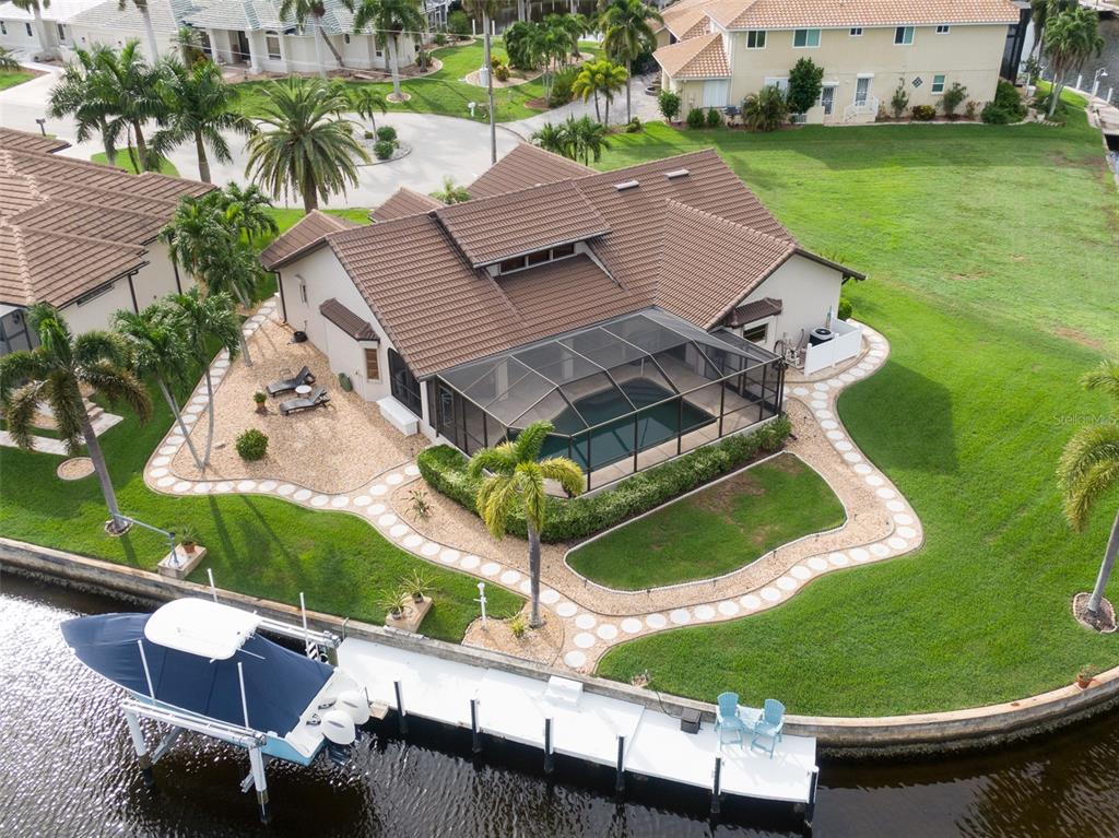 605 CANDIA COURT, PUNTA GORDA, FL — photo 5 of 30