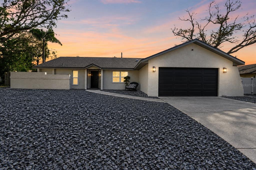 380 FERNSHIRE COURT