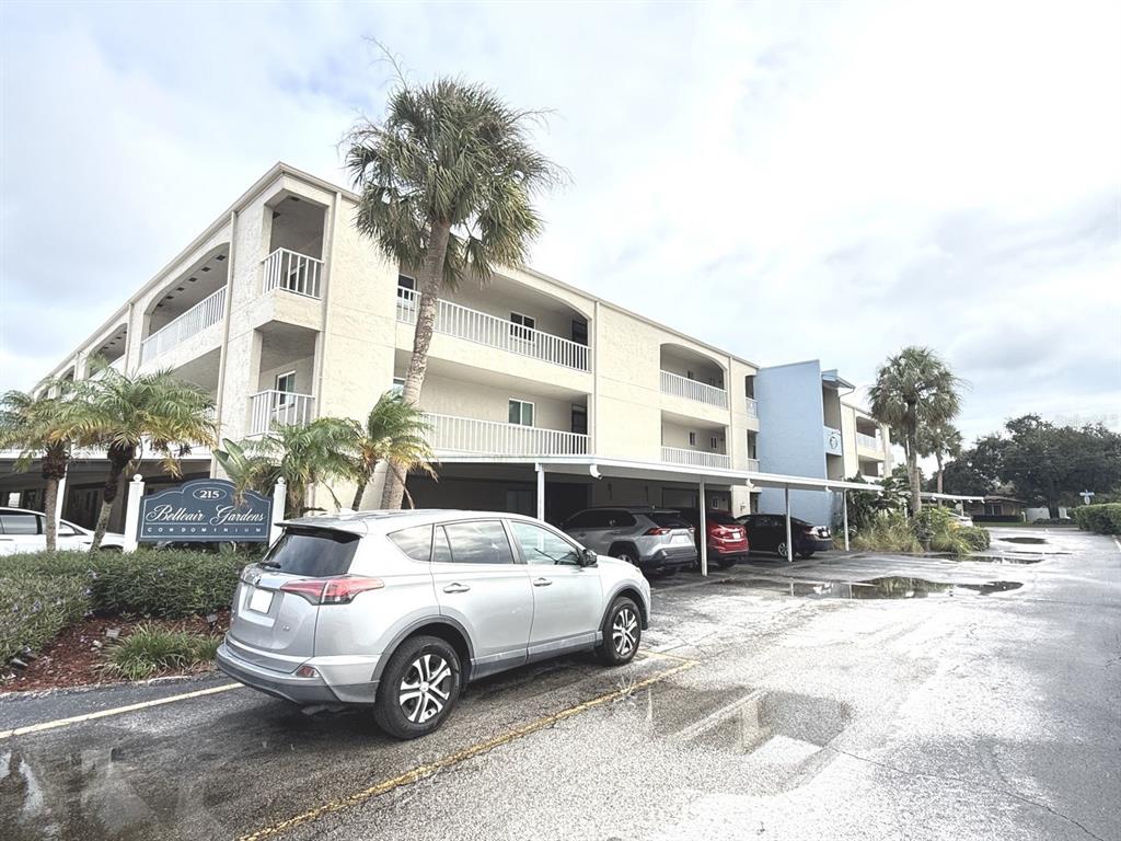 215 VALENCIA BOULEVARD UNIT 107, BELLEAIR BLUFFS, FL — photo 2 of 47