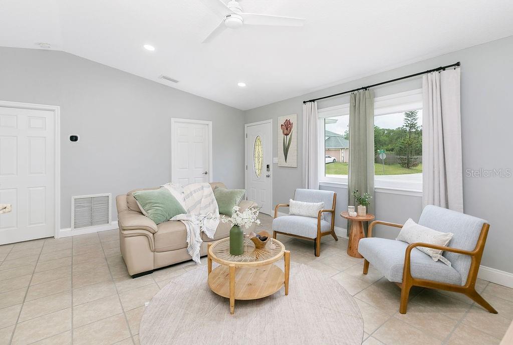 1099 ALBION STREET NW, PALM BAY, FL — photo 2 of 27