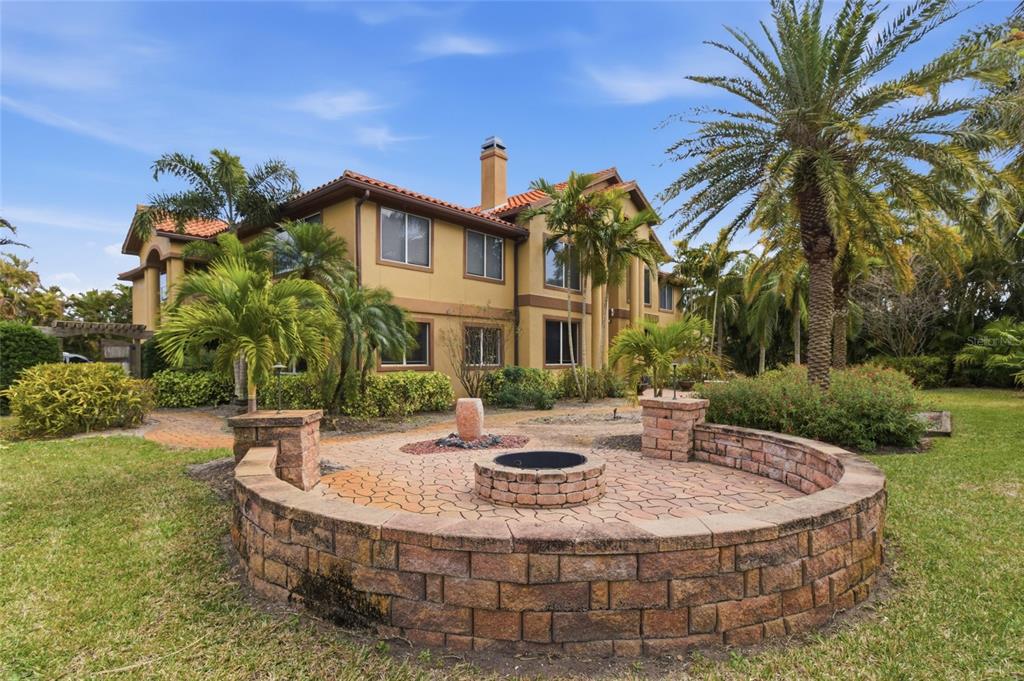 303 SUNNY LANE
