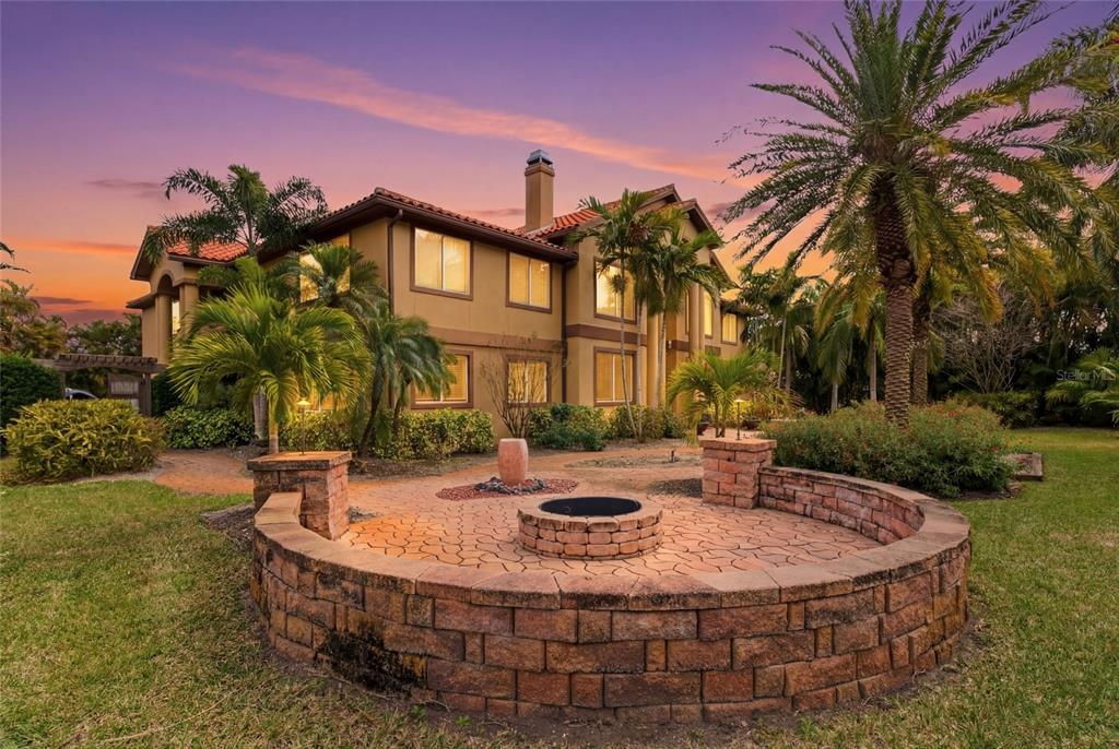 303 SUNNY LANE, BELLEAIR, FL — photo 2 of 30