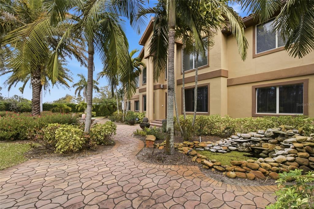 303 SUNNY LANE, BELLEAIR, FL — photo 4 of 30