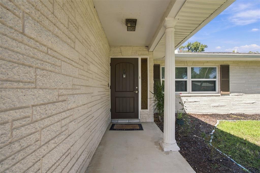 11161 105TH AVENUE, SEMINOLE, FL — photo 5 of 30