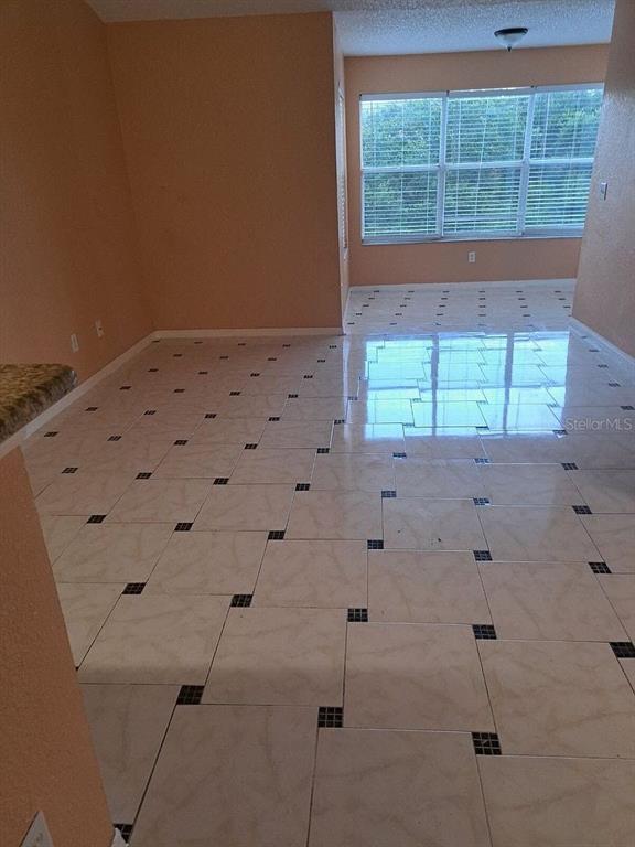 5160 CONROY ROAD UNIT 1435, ORLANDO, FL — photo 5 of 21