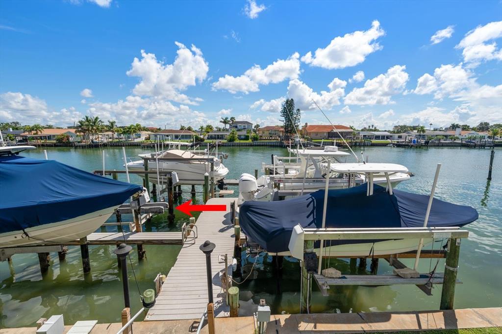 301 ISLAND WAY UNIT E, CLEARWATER, FL — photo 2 of 30