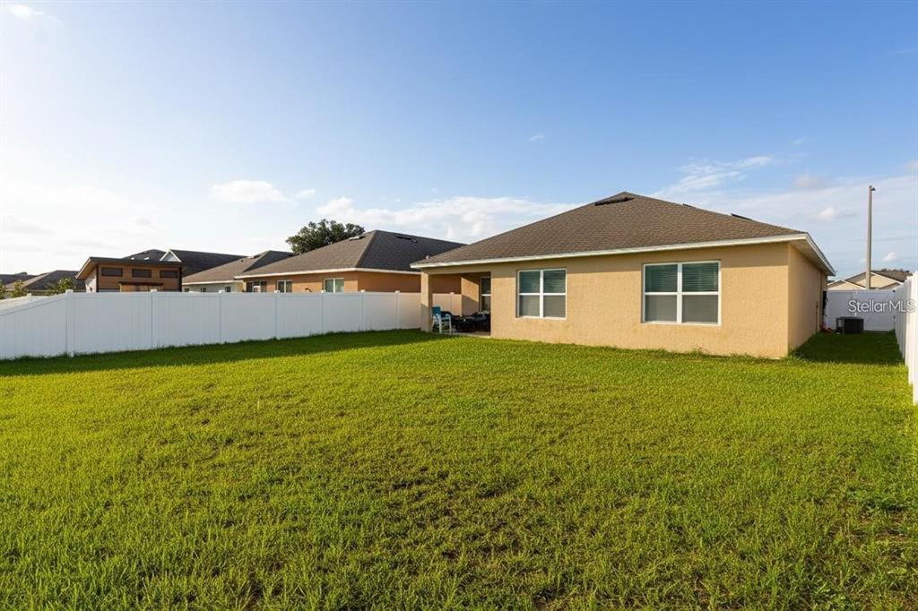 4214 ROBERTA DRIVE, WINTER HAVEN, FL — photo 2 of 16