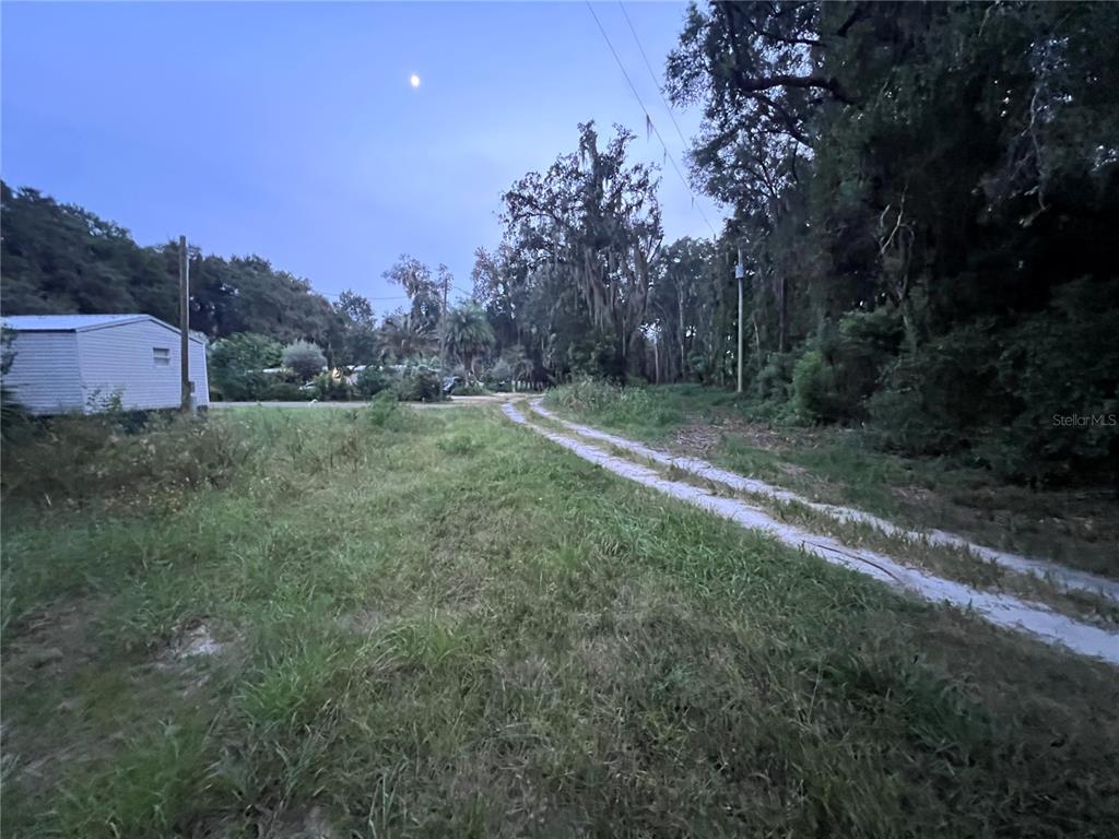 112 & 114 GROVE DRIVE, CRESCENT CITY, FL — photo 3 of 26