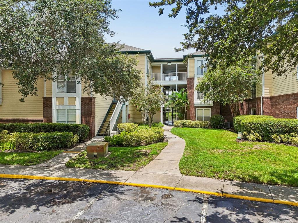 4115 CHATHAM OAK COURT UNIT 201