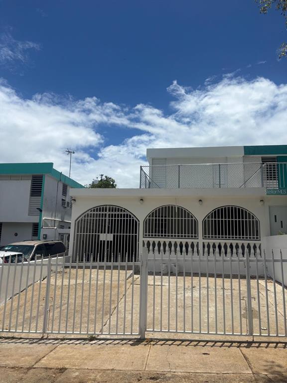12 URB INTERAMERICANA UNIT AA-10