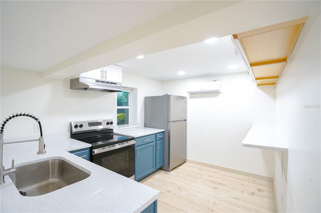 535 14TH AVENUE S UNIT 4, ST PETERSBURG, FL — photo 4 of 16