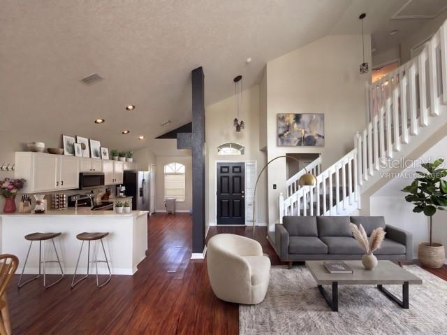 8103 TAR HOLLOW DRIVE, GIBSONTON, FL — photo 4 of 14