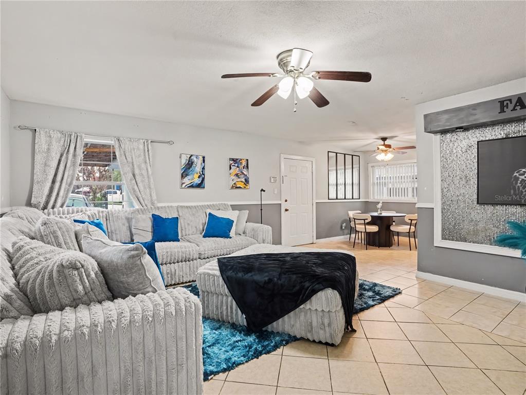 128 S 7TH ST, HAINES CITY, FL — photo 4 of 17