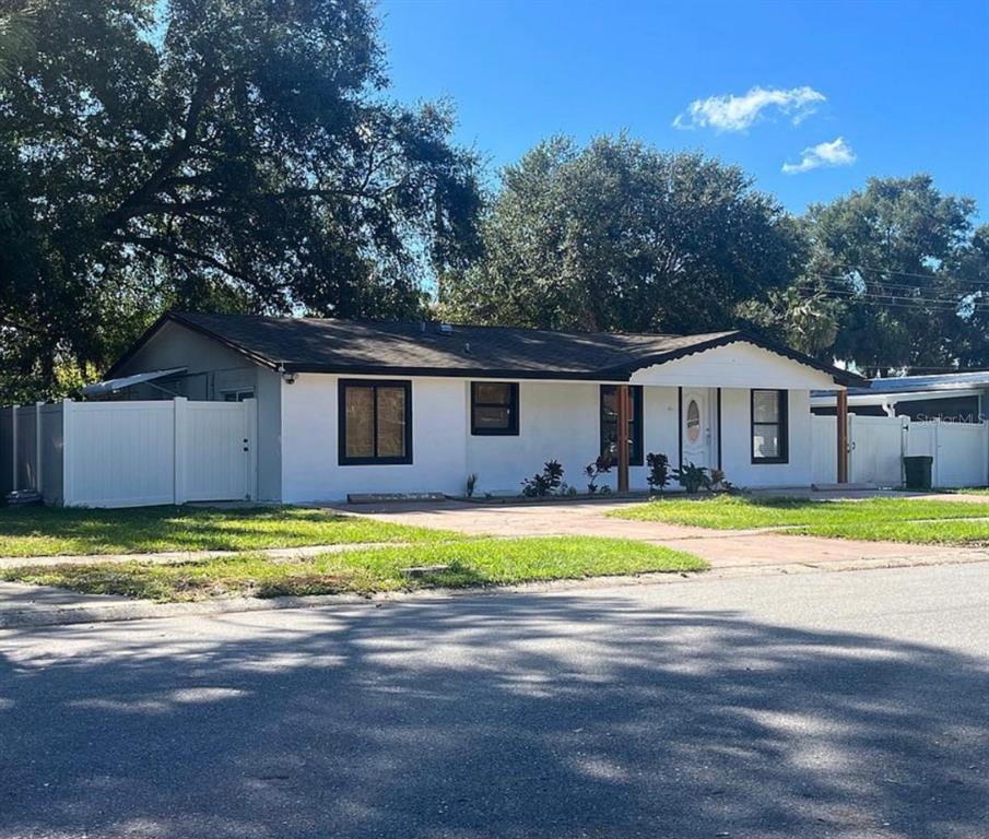 6524 LA MESA CIRCLE
