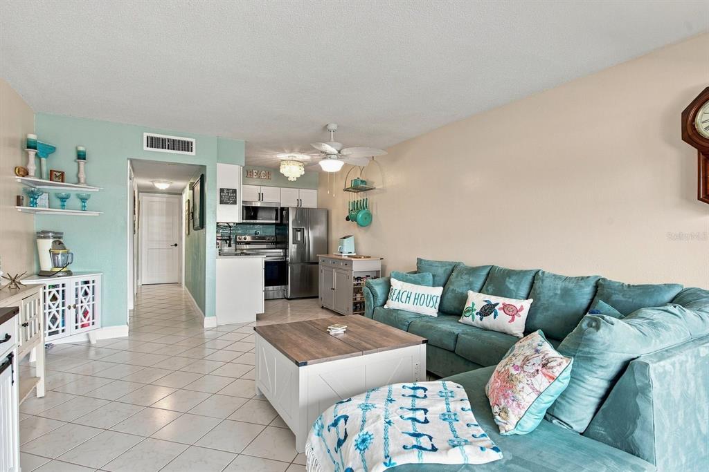593 WESTWINDS DRIVE UNIT 593, PALM HARBOR, FL — photo 5 of 39