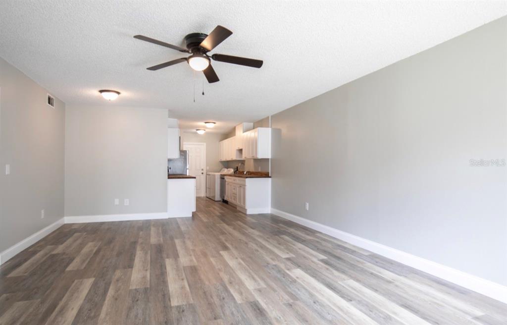 424 E ROSEWOOD LANE UNIT 424, TAVARES, FL — photo 4 of 23