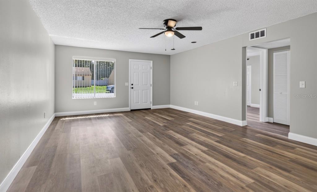 424 E ROSEWOOD LANE UNIT 424, TAVARES, FL — photo 5 of 23