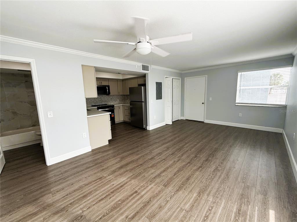 1859 SHORE DRIVE S UNIT 101, SOUTH PASADENA, FL — photo 5 of 32
