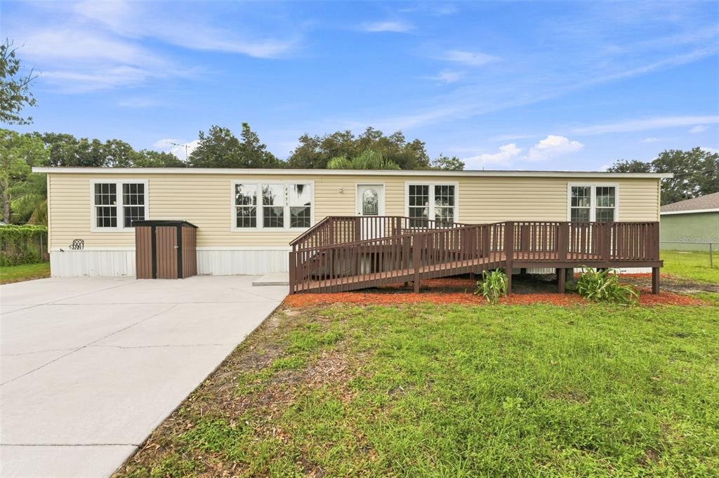 6453 MANGROVE DRIVE, WESLEY CHAPEL, FL — photo 3 of 30