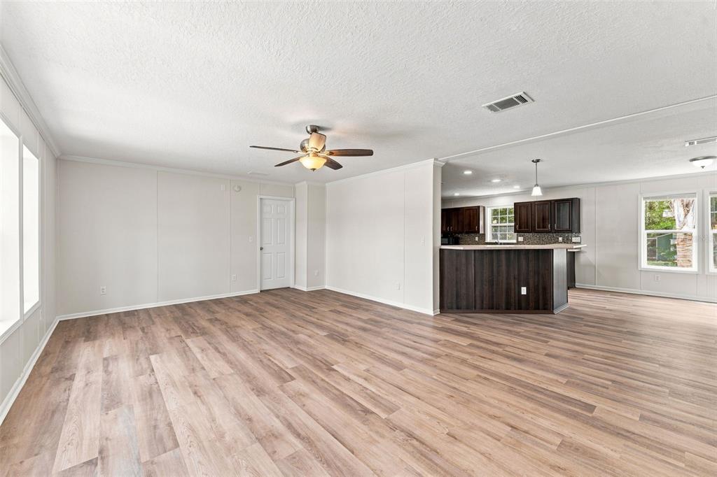 6453 MANGROVE DRIVE, WESLEY CHAPEL, FL — photo 4 of 30