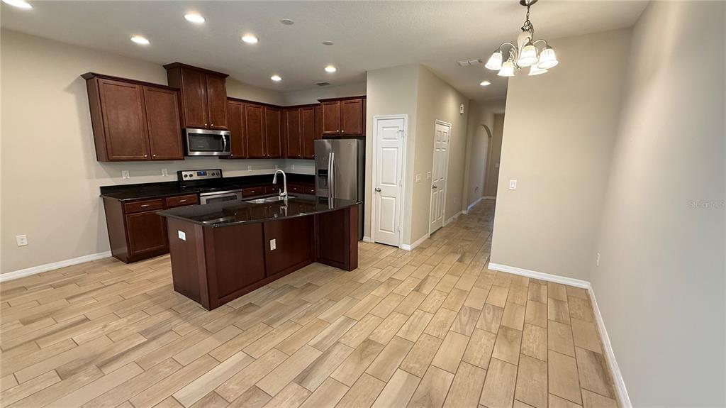 1470 ROUND ROCK COURT, OVIEDO, FL — photo 5 of 30