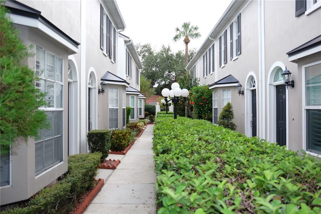 3015 W CLEVELAND STREET UNIT J, TAMPA, FL — photo 3 of 19